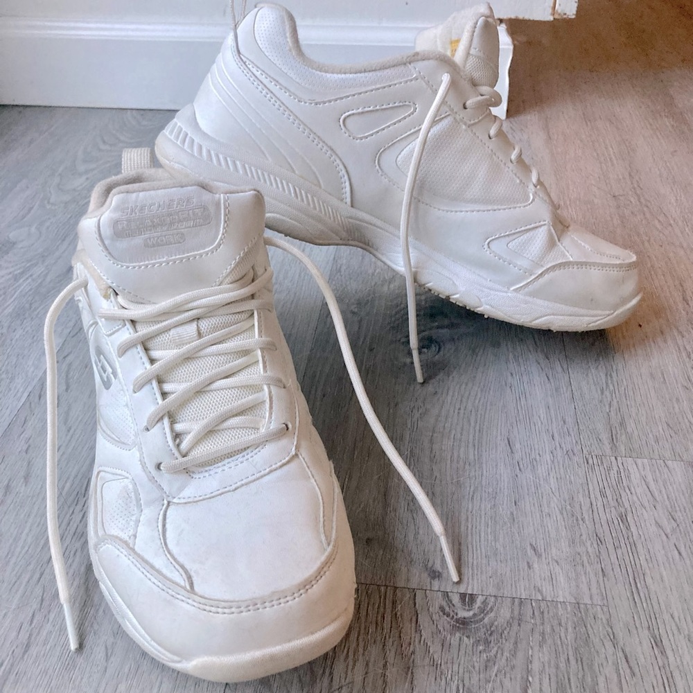 Sketchers Slip Resistant Shoes